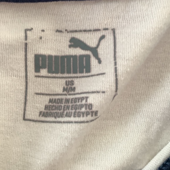 Selling this as I’ve outgrown it and can’t wear it anymore. - Picture 3 of 3